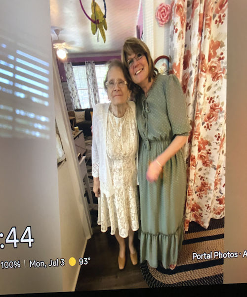 Linda with her First Daughter Carol